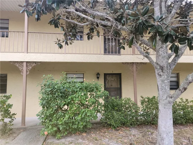 $1,750 | 400 18th Street, Unit C2, Vero Beach, FL 32960