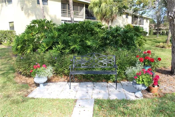 $1,500 | 400 18th Street, Unit C2, Vero Beach, FL 32960