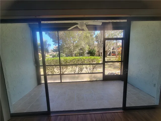 $1,750 | 400 18th Street, Unit C2, Vero Beach, FL 32960