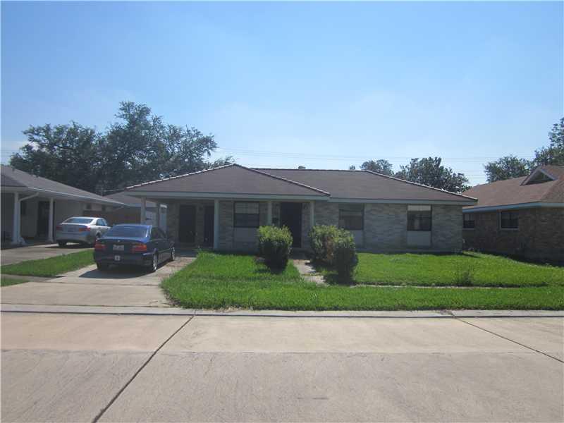 2136 Daniels Road Terrytown, LA 70056 - Photo 1 of 19 Gallery Image 1