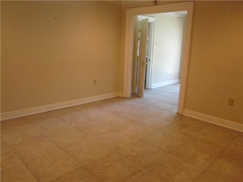 2136 Daniels Road Terrytown, LA 70056 - Photo 3 of 19 Gallery Image 3