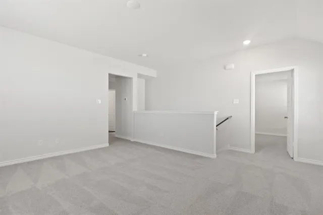 an empty room with a empty space