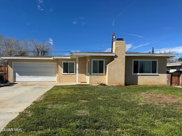 $384,900 | 38821 Juniper Tree Road, Palmdale, CA 93551
