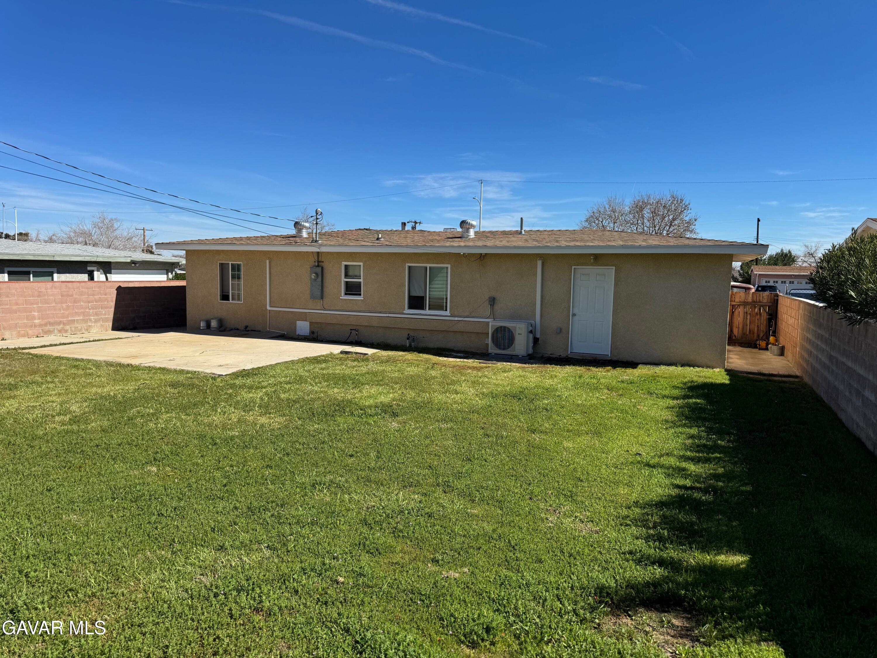 38821 Juniper Tree Road Palmdale, CA 93551 - Photo 20 of 24 IMG_1037