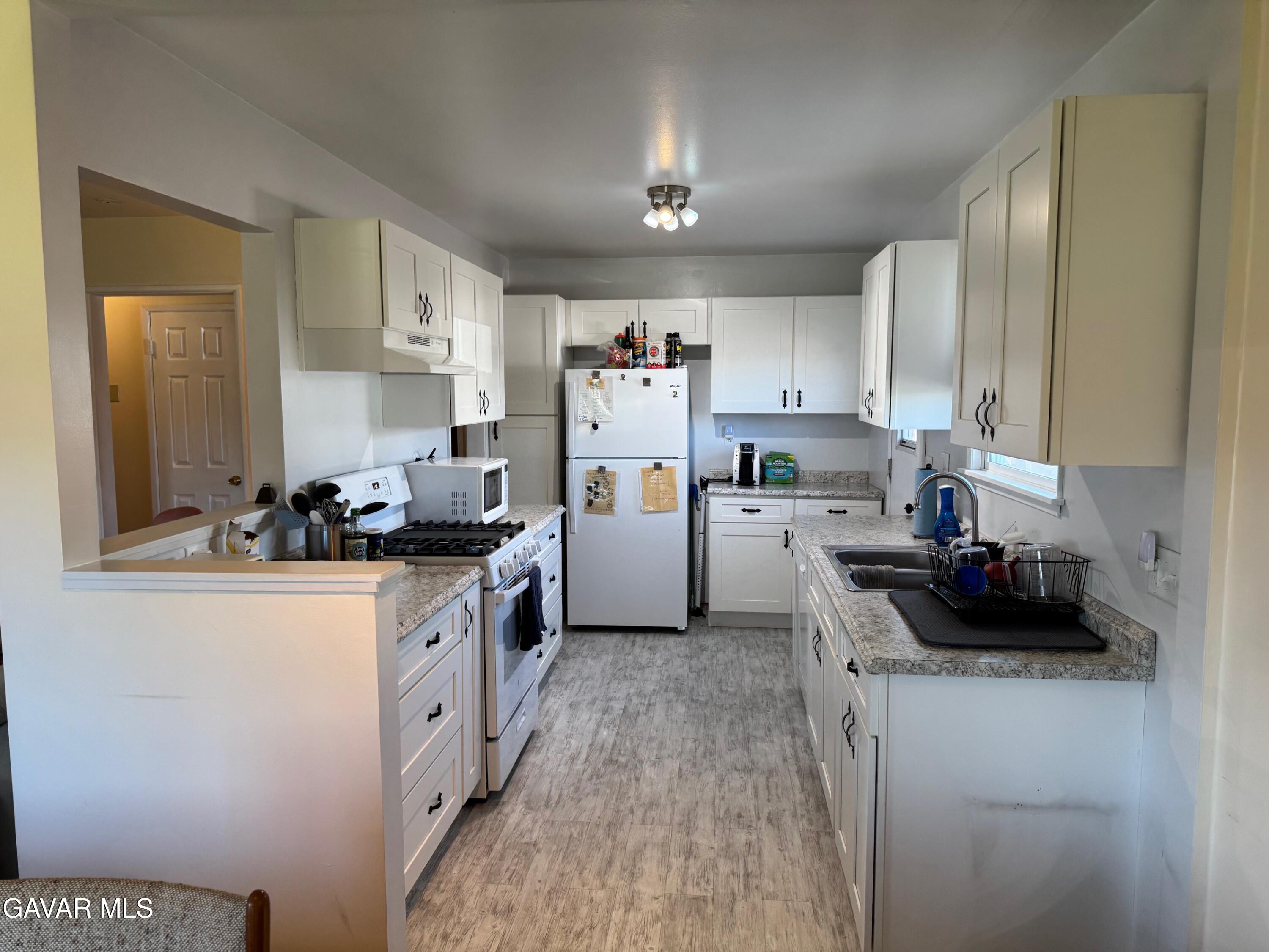 38821 Juniper Tree Road Palmdale, CA 93551 - Photo 9 of 24 IMG_1015