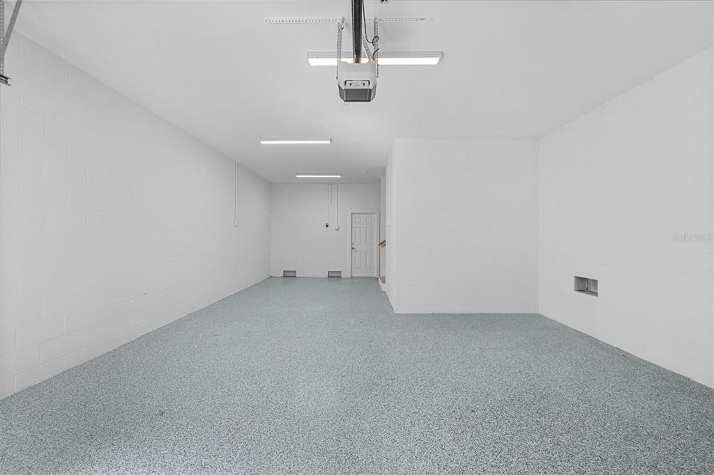 15405 Gulf Boulevard, Unit B2 Madeira Beach, FL 33708 - Photo 36 of 49 a view of an empty room with a window