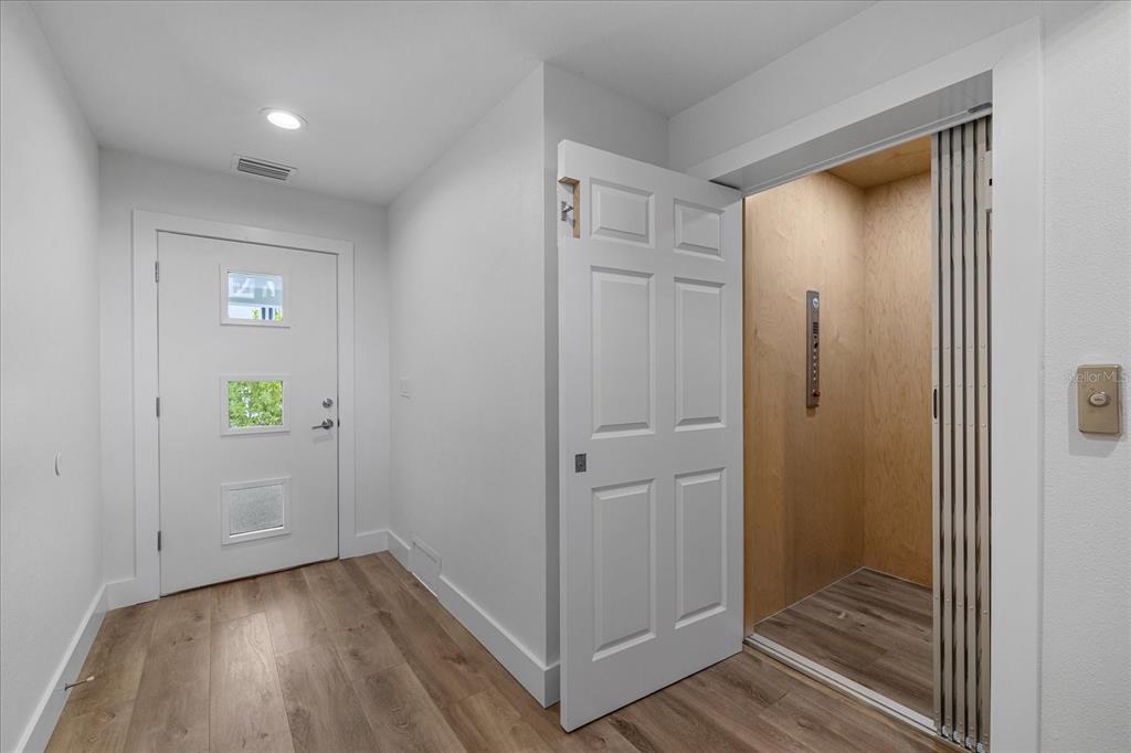 15405 Gulf Boulevard, Unit B2 Madeira Beach, FL 33708 - Photo 8 of 49 a view of empty room