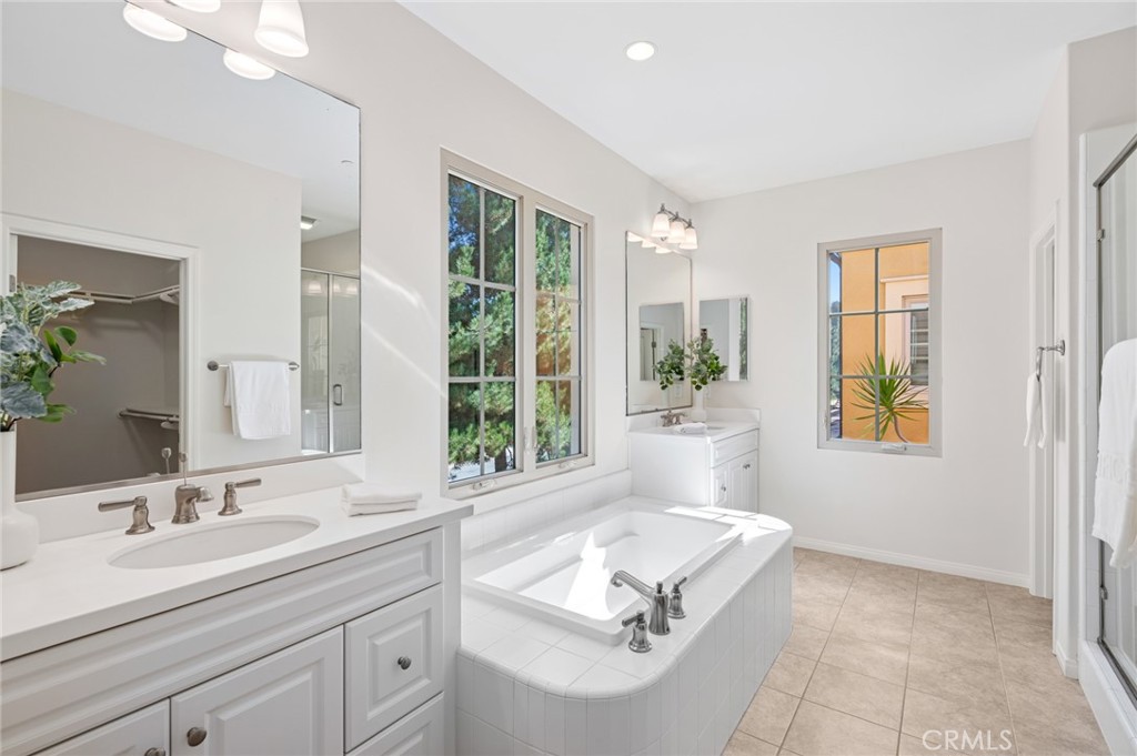 61 Lupari Irvine, CA 92618 - Photo 24 of 65