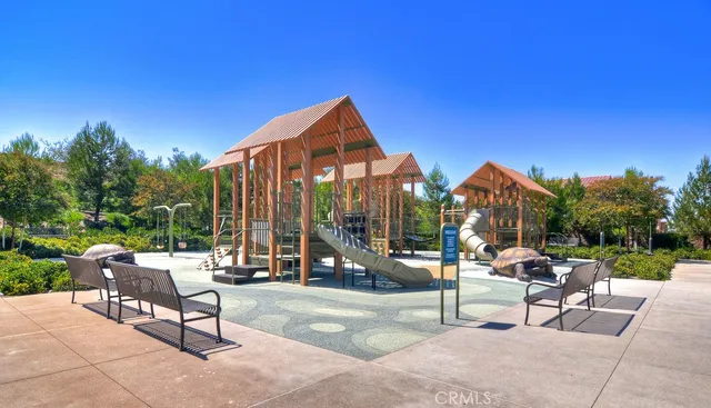 $2,198,888 | 61 Lupari, Irvine, CA 92618