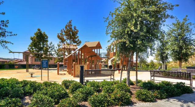 $2,198,888 | 61 Lupari, Irvine, CA 92618