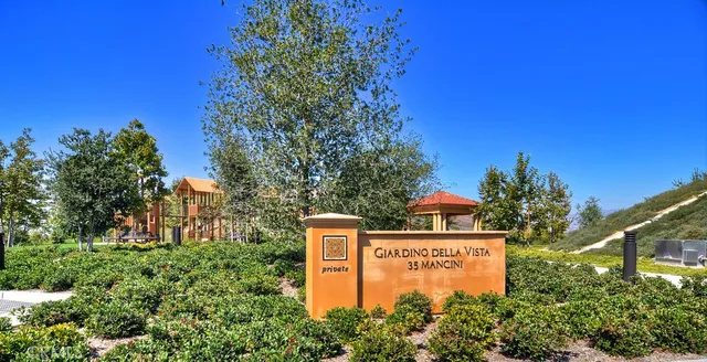 $2,198,888 | 61 Lupari, Irvine, CA 92618