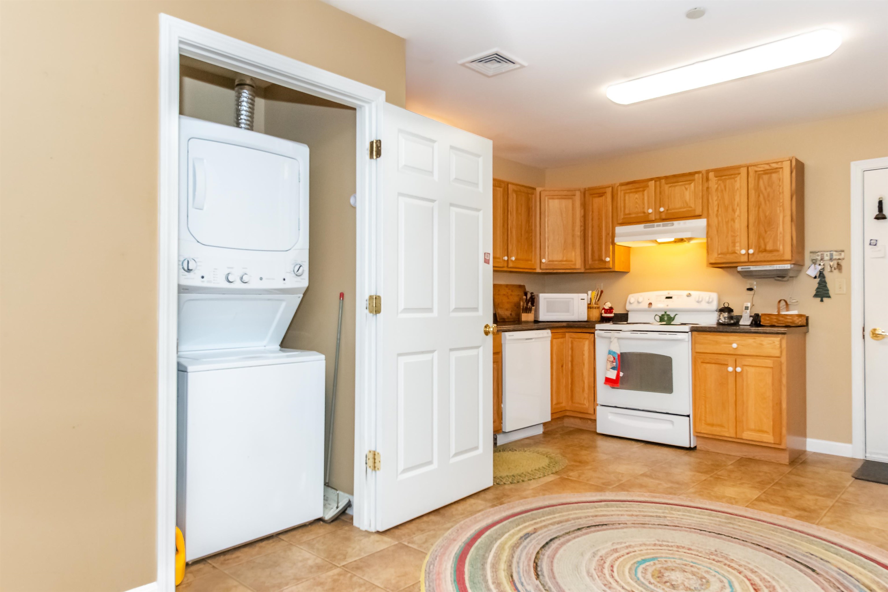 118 Secretariat Way, Unit 114 Rochester, NH 03867 - Photo 3 of 37