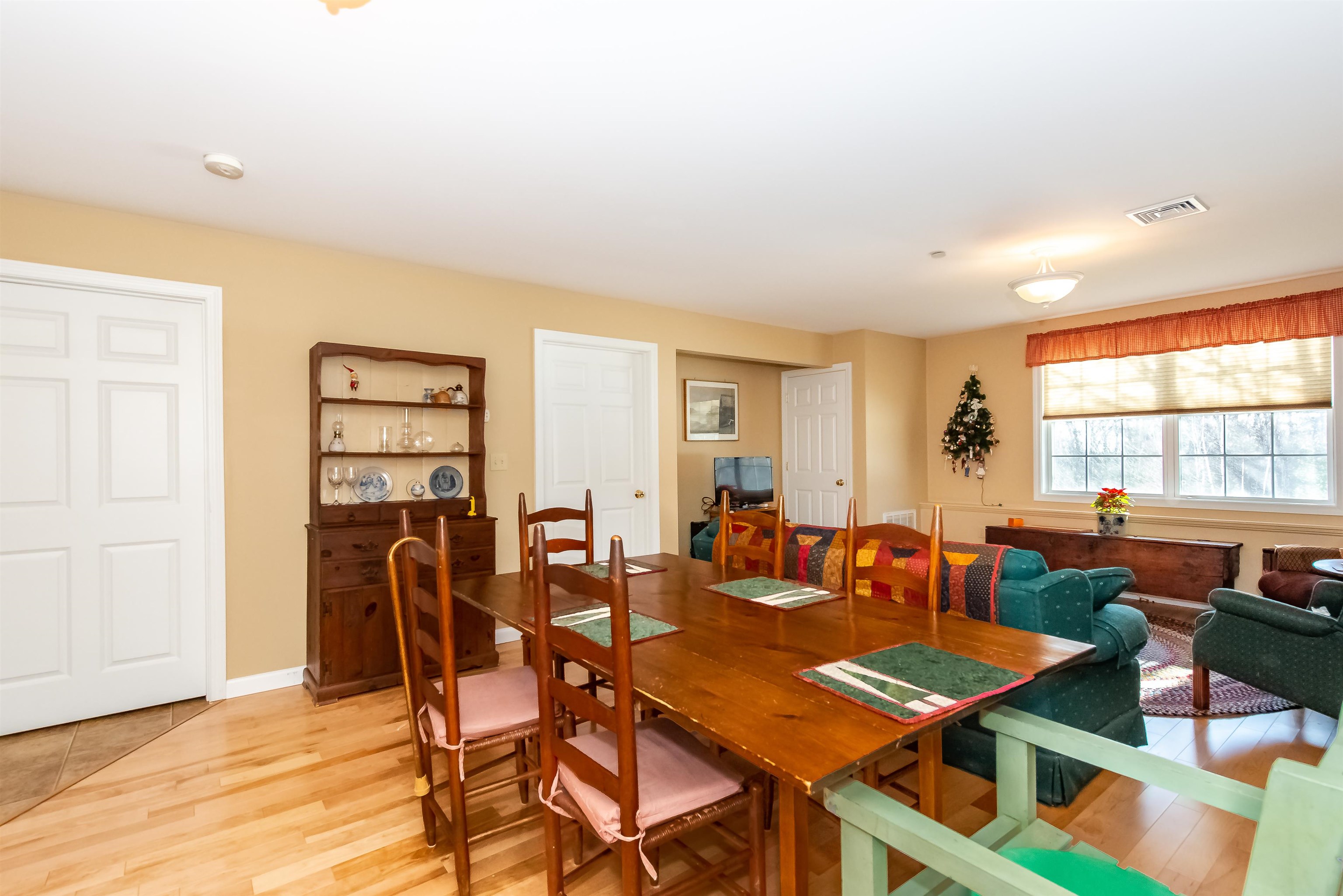 118 Secretariat Way, Unit 114 Rochester, NH 03867 - Photo 7 of 37
