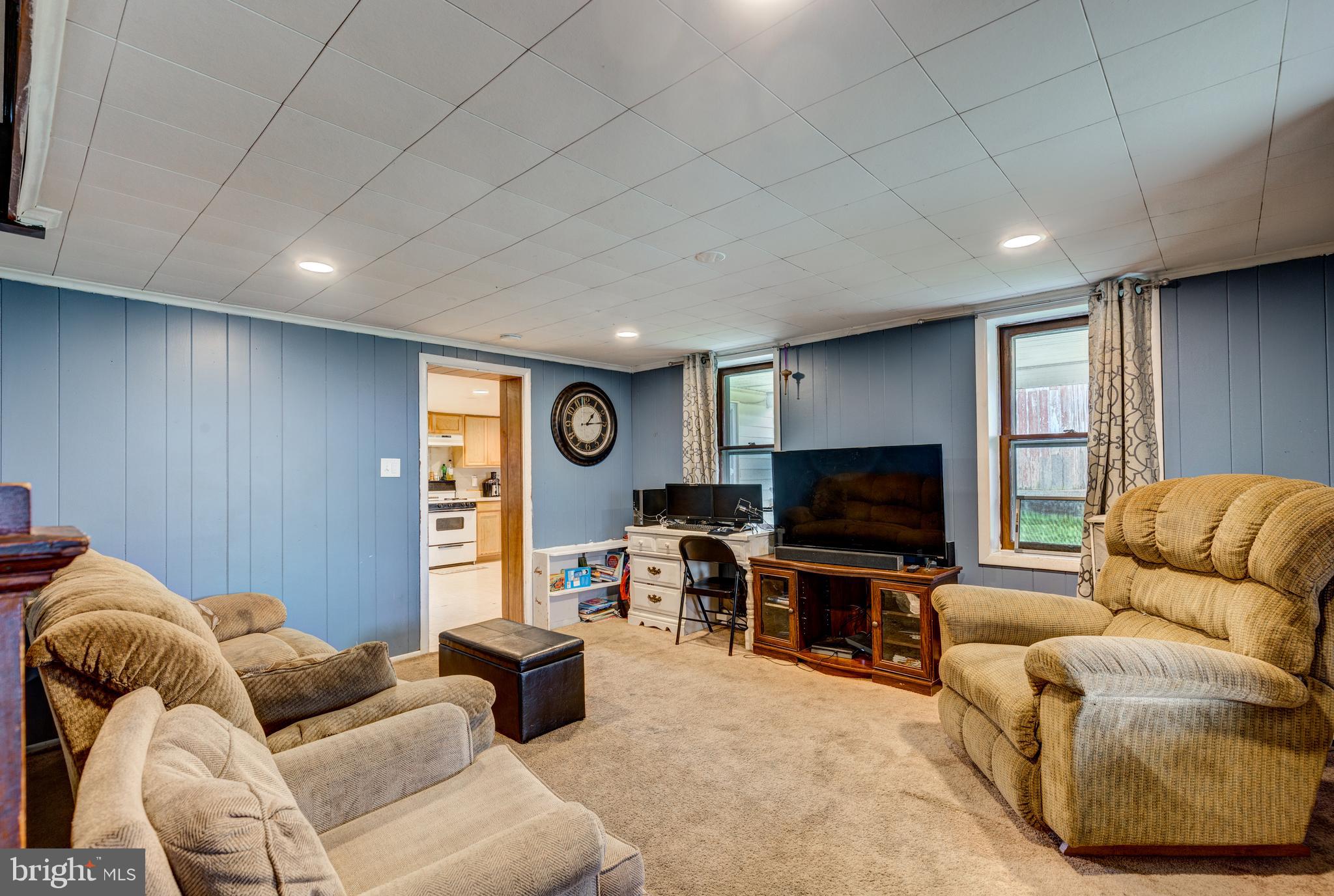 559 Sullivan Road Westminster, MD 21157 - Photo 25 of 37 Main level Family Room