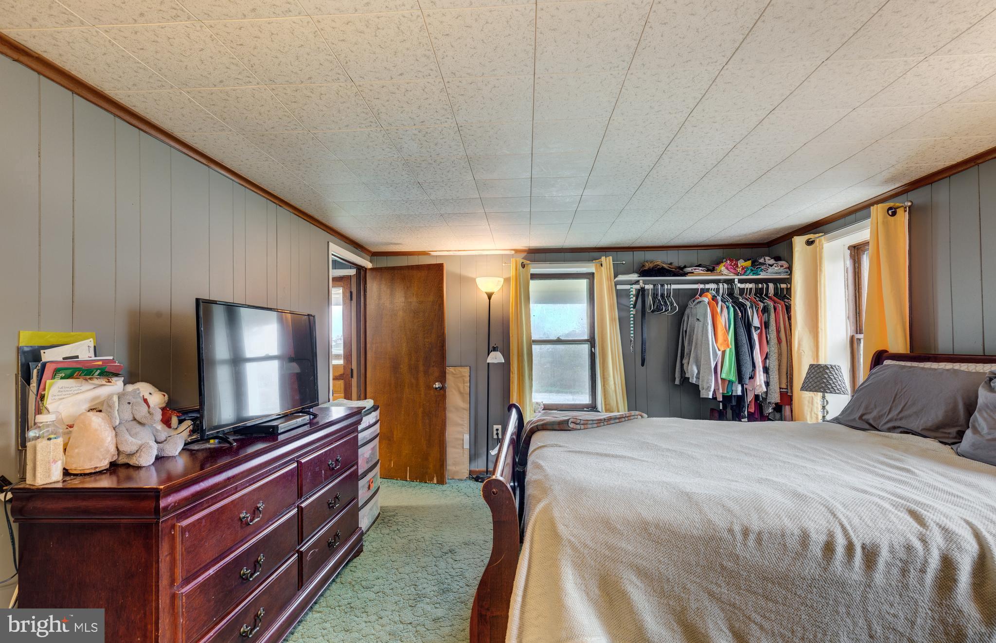 559 Sullivan Road Westminster, MD 21157 - Photo 28 of 37 Main level Master bedroom.