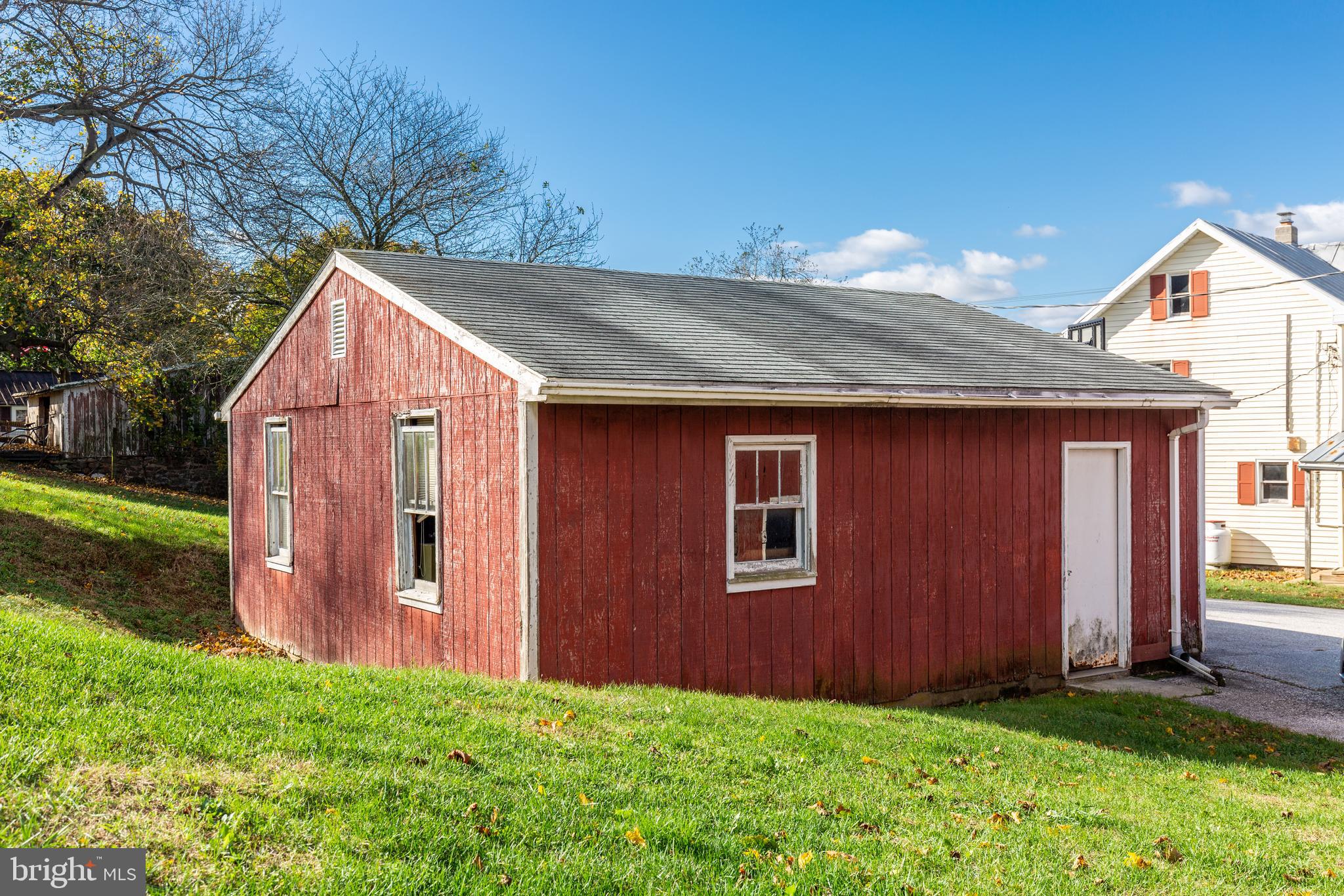 559 Sullivan Road Westminster, MD 21157 - Photo 9 of 37