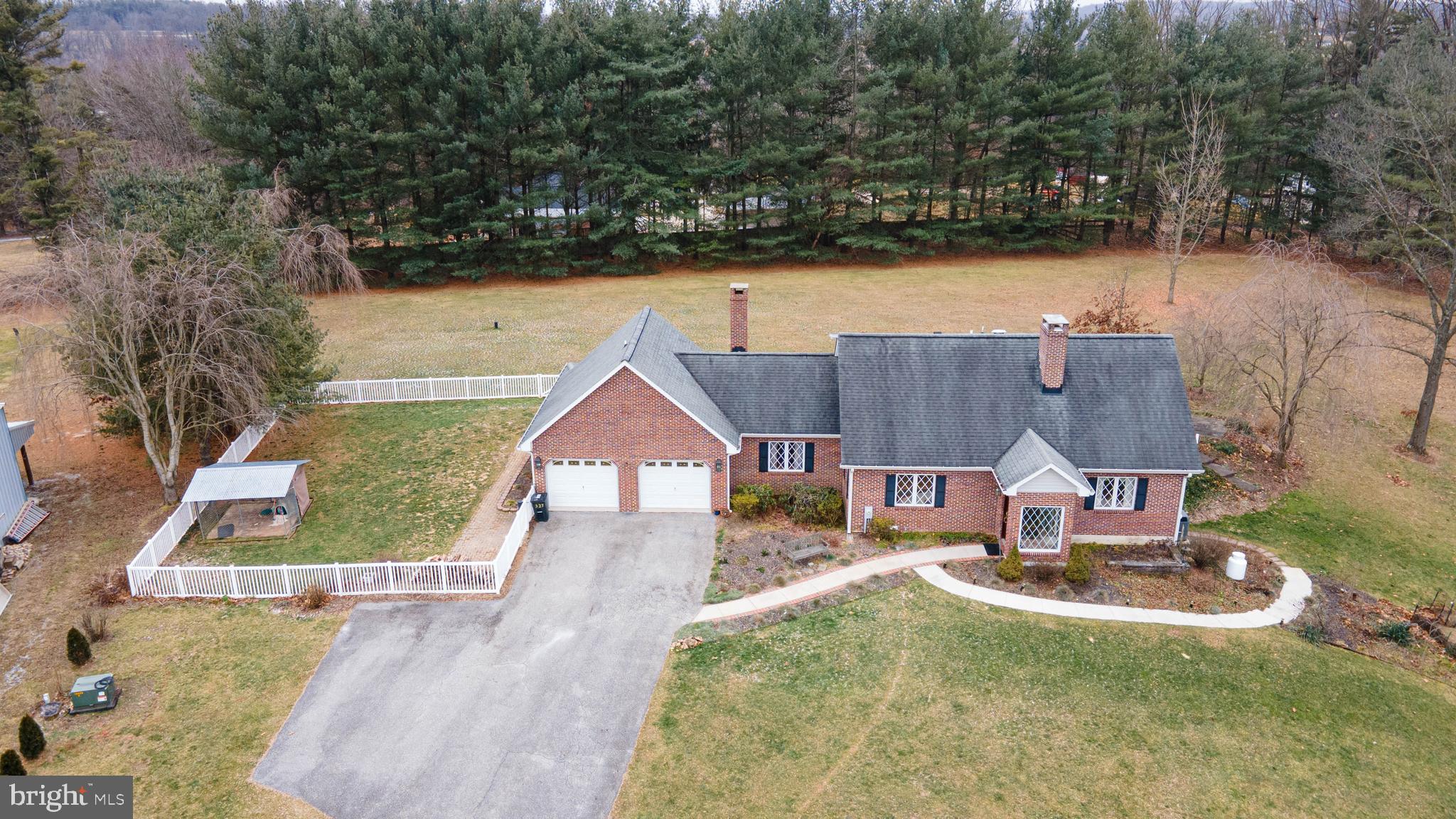 327 Crowl Road Westminster, MD 21158 - Photo 3 of 75 Expansive driveway and two car garage