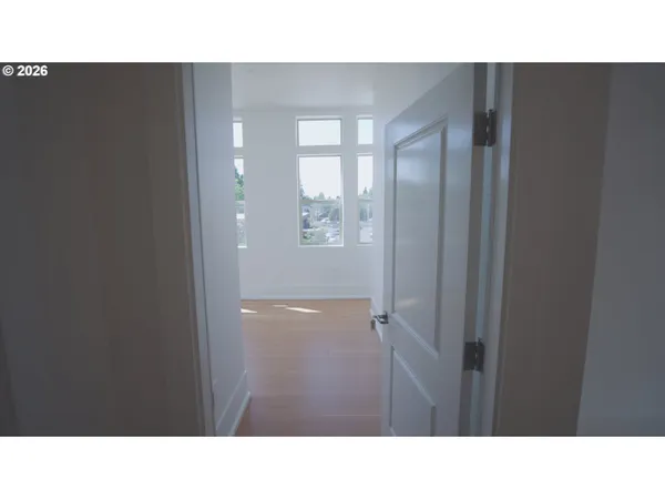 $4,900,000 | 550 North 1st Street, Woodburn, OR 97071