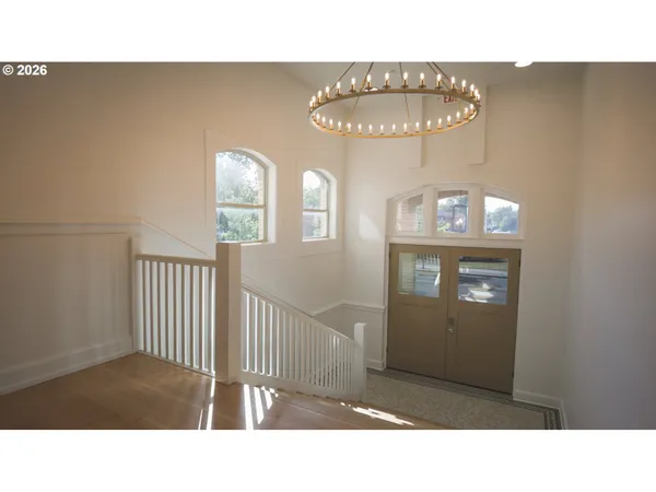 $4,900,000 | 550 North 1st Street, Woodburn, OR 97071