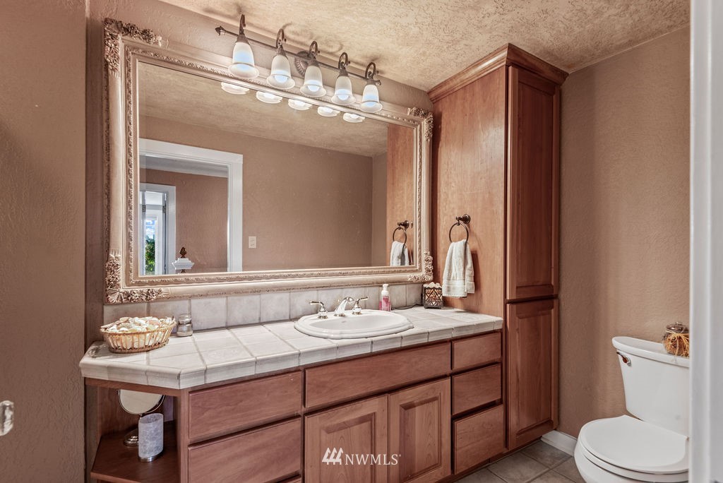 3202 Pacific Way Longview, WA 98632 - Photo 18 of 23 Gallery Image 18