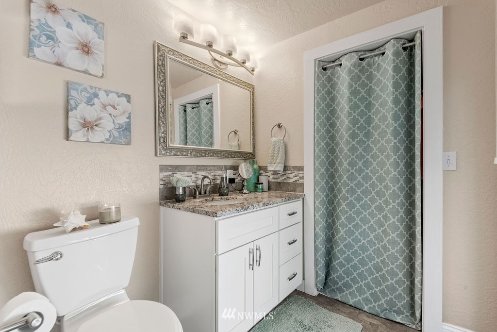 3202 Pacific Way Longview, WA 98632 - Photo 21 of 23 Gallery Image 21