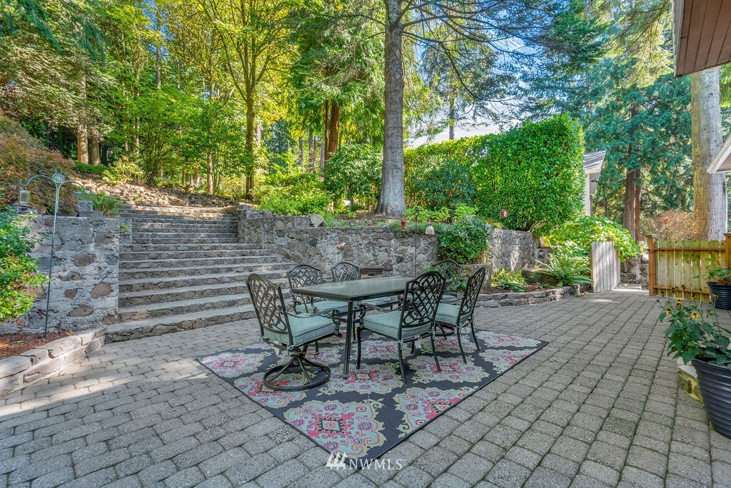 3202 Pacific Way Longview, WA 98632 - Photo 4 of 23 Gallery Image 4