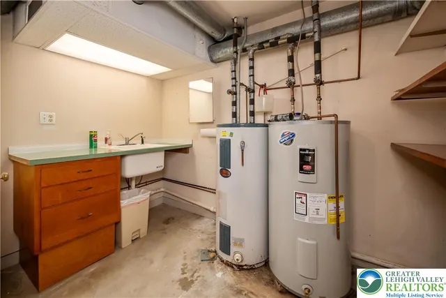 a view of a storage & utility room