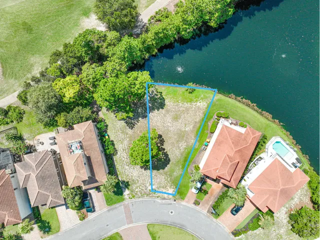 an aerial view of a house having outdoor space