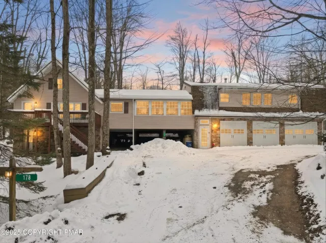 $559,000 | 178 Comanche Trail, Pocono Lake, PA 18347
