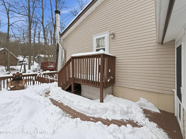 $559,000 | 178 Comanche Trail, Pocono Lake, PA 18347