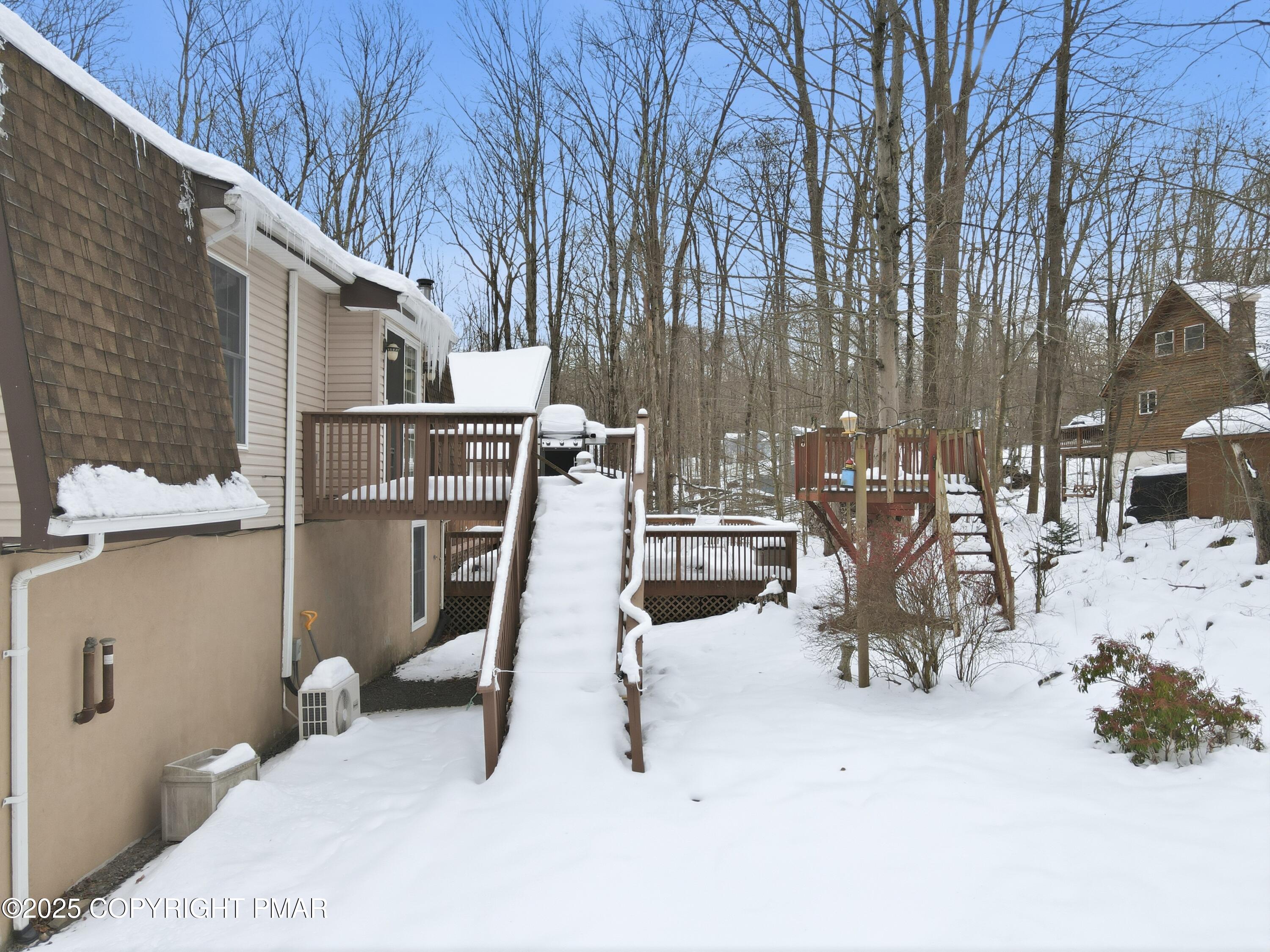 178 Comanche Trail Pocono Lake, PA 18347 - Photo 108 of 138 108-108_dji_fly_20251217_105406_269_1765