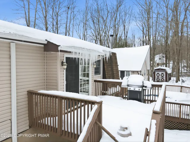 $559,000 | 178 Comanche Trail, Pocono Lake, PA 18347