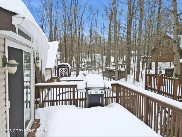 $559,000 | 178 Comanche Trail, Pocono Lake, PA 18347