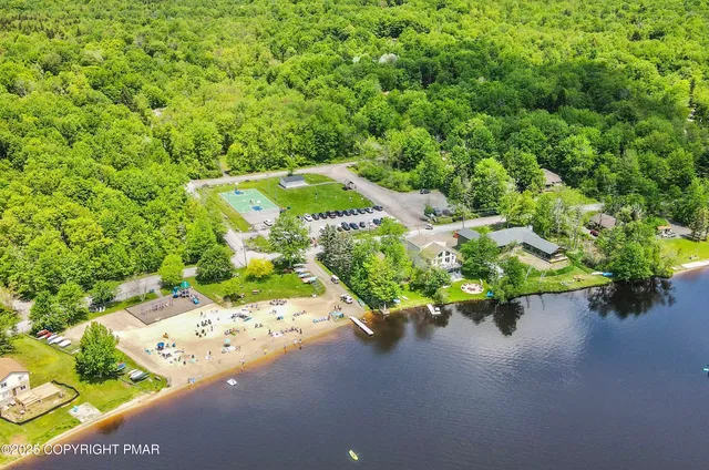 $559,000 | 178 Comanche Trail, Pocono Lake, PA 18347