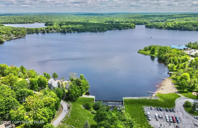 $559,000 | 178 Comanche Trail, Pocono Lake, PA 18347