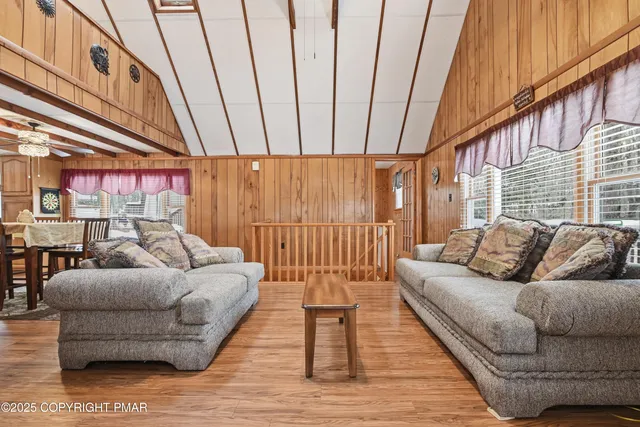 $559,000 | 178 Comanche Trail, Pocono Lake, PA 18347