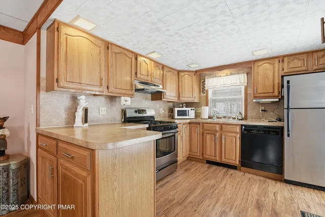 $559,000 | 178 Comanche Trail, Pocono Lake, PA 18347