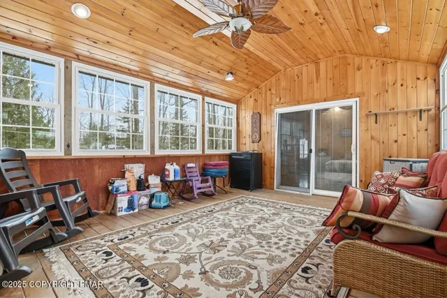 $559,000 | 178 Comanche Trail, Pocono Lake, PA 18347