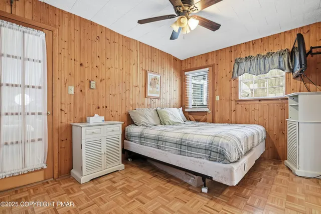 $559,000 | 178 Comanche Trail, Pocono Lake, PA 18347