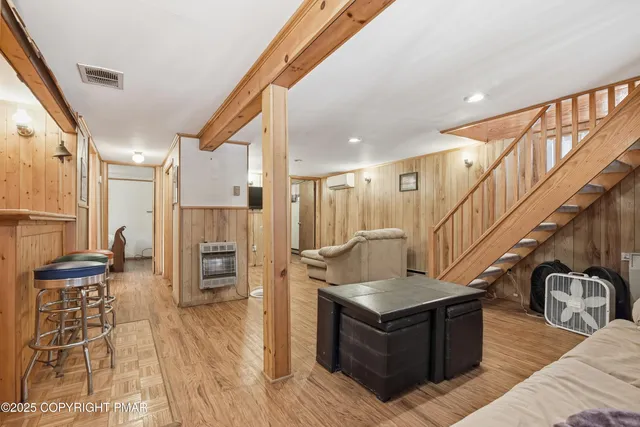 $559,000 | 178 Comanche Trail, Pocono Lake, PA 18347