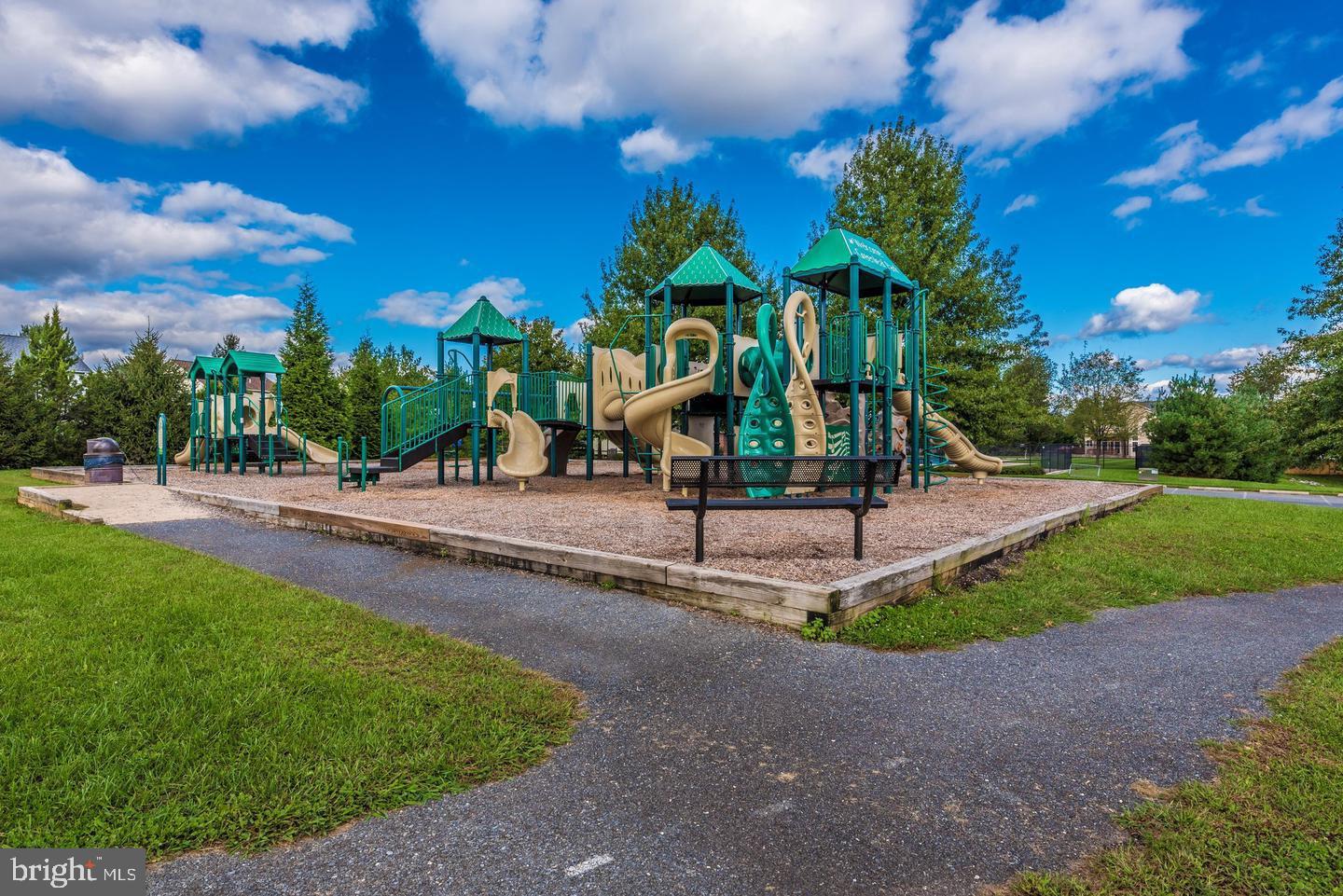 2503 Coleridge Drive, Unit 3B Frederick, MD 21702 - Photo 25 of 30 Tot lot