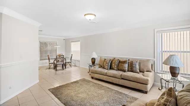 $512,000 | 6036 Adriatic Way, West Palm Beach, FL 33413