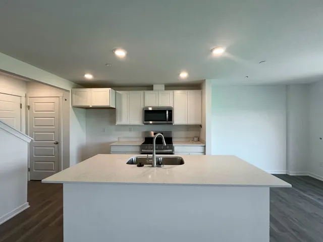 $324,990 | 3504 Richardson Circle, Yorkville, IL 60560