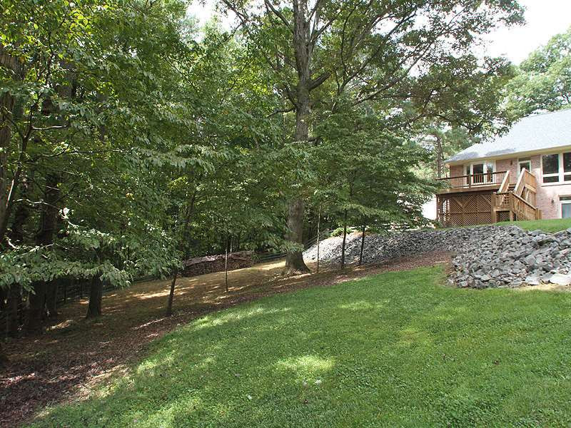 8216 Inverstone Lane Raleigh, NC 27606 - Photo 24 of 25 Yard