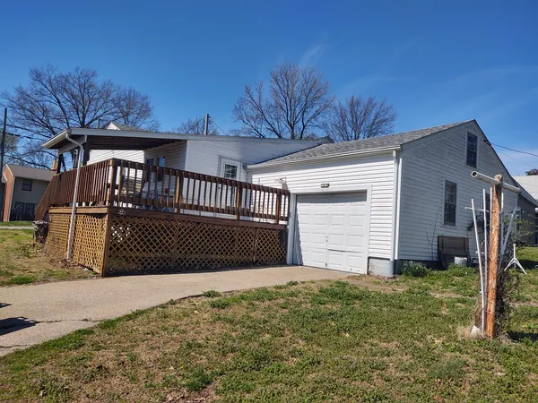 $68,000 | 306 South 4th Street, Vienna, IL 62995