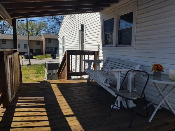 $68,000 | 306 South 4th Street, Vienna, IL 62995