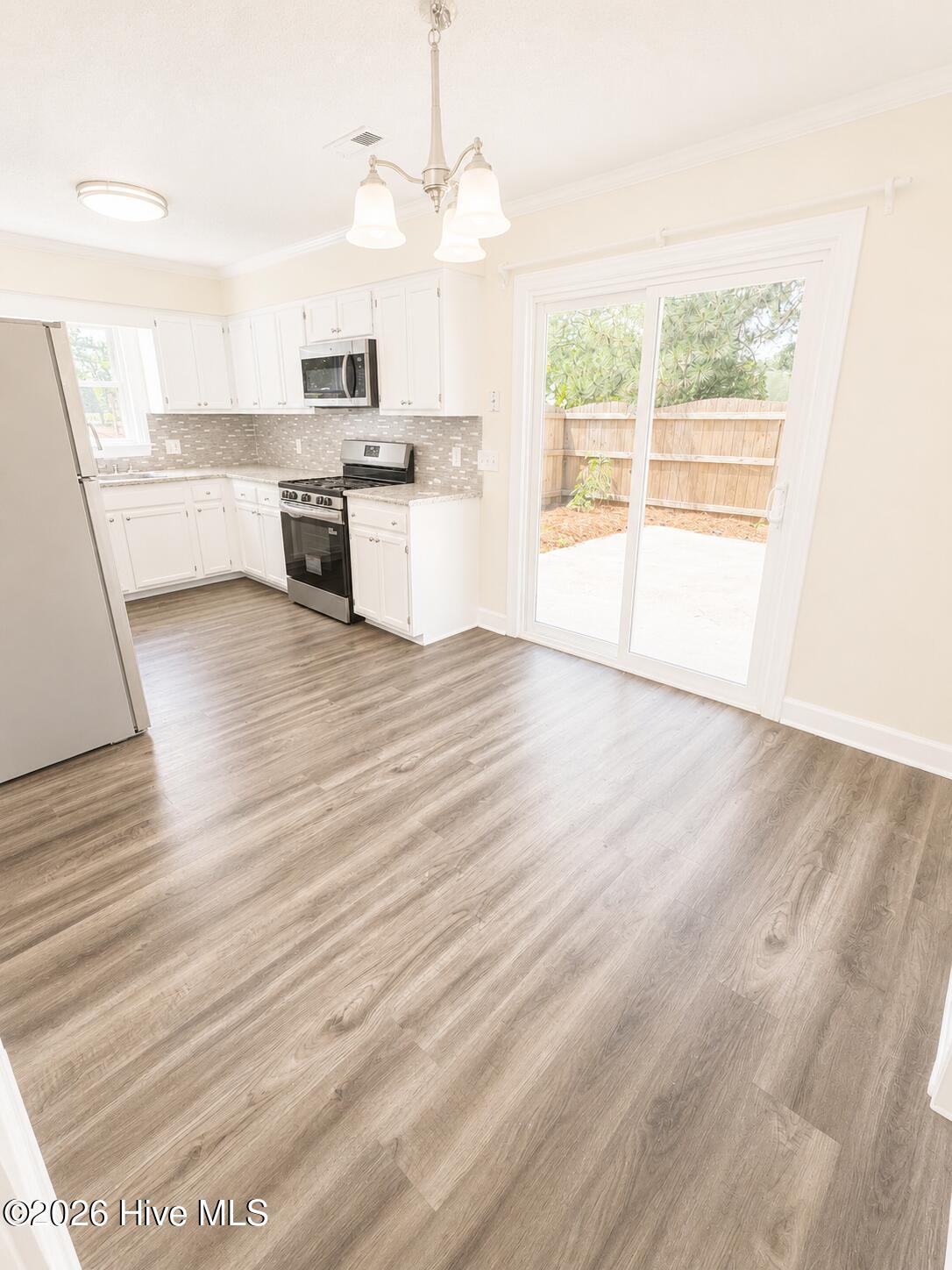 1827 Quail Ridge Road, Unit A Greenville, NC 27858 - Photo 5 of 17 Dining Area
