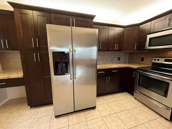 $2,550 | 10790 Northwest 14th Street, Unit 187, Plantation, FL 33322