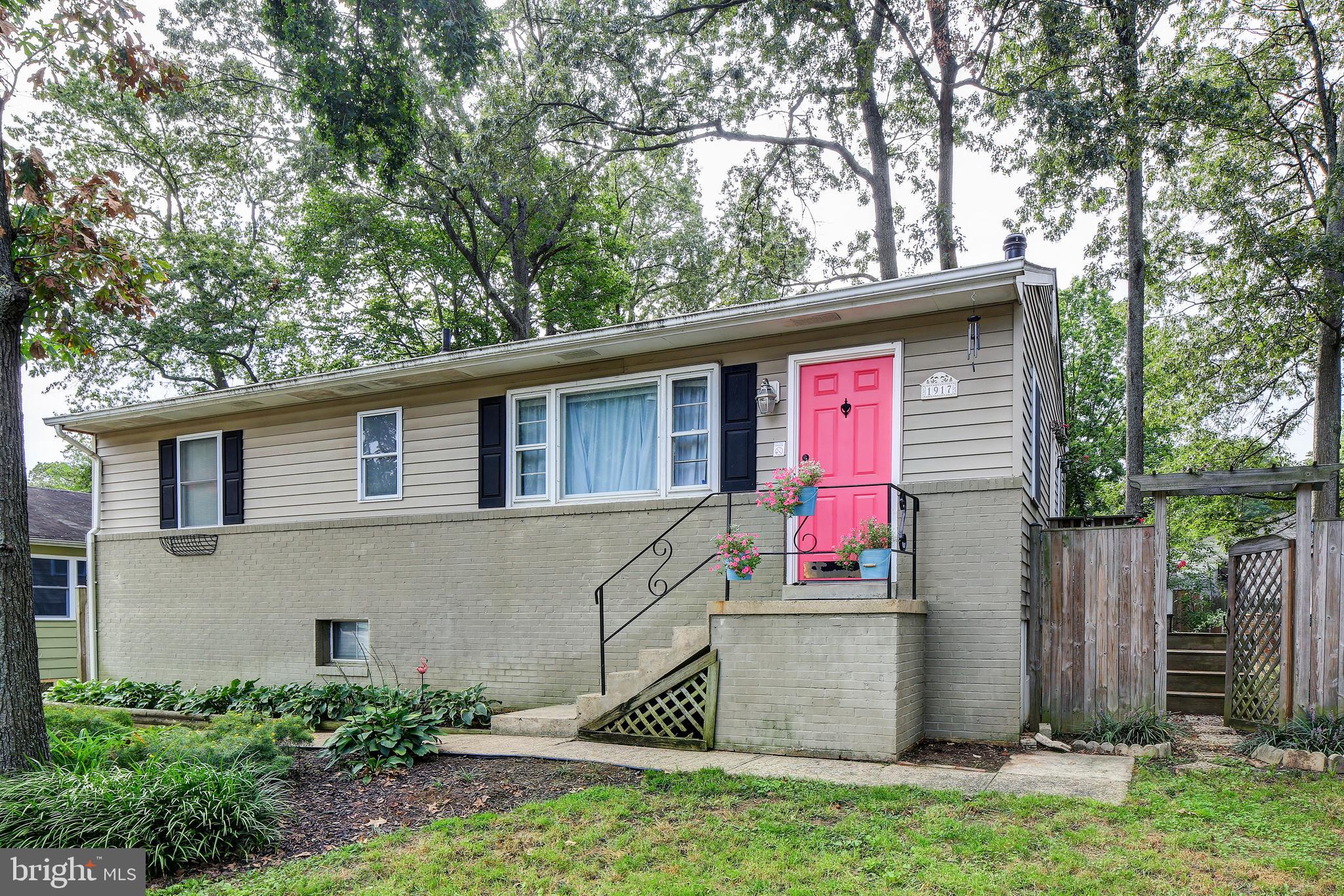 1917 Potomac Road Edgewater, MD 21037 - Photo 3 of 42