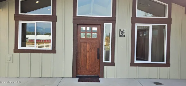 $829,500 | 105 Backtrack Road, Sandpoint, ID 83864
